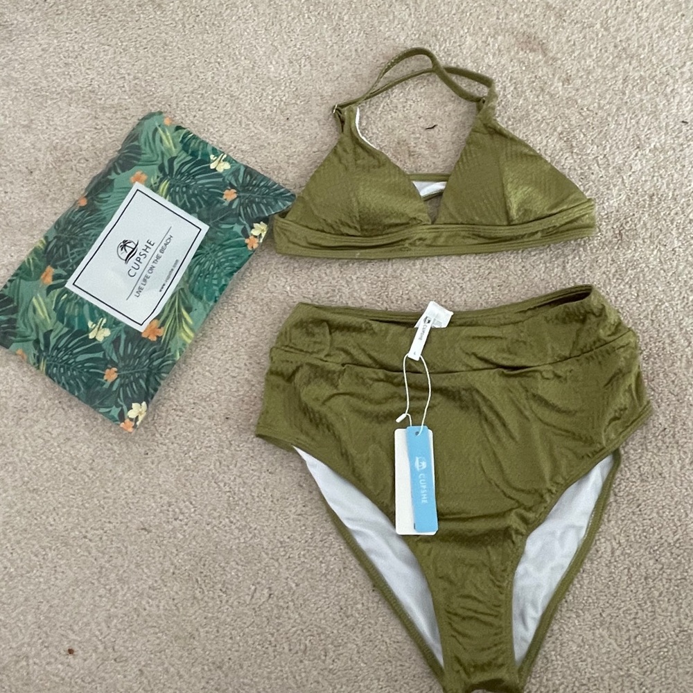 Cupshe Bathing suit NWT